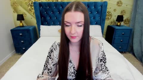 minchelskatrina online show from 12/14/24, 10:02
