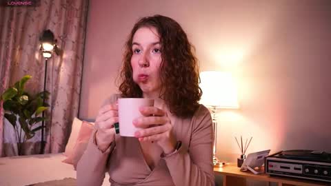 Frances  Next streams Thu Fri Sat 8am -  4pm GMT3 online show from 09/14/25, 05:50