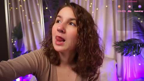 Frances  Next streams Thu Fri Sat 8am -  4pm GMT3 online show from 10/08/25, 05:49