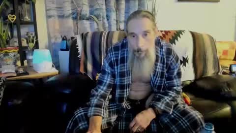 Snapshot of mindphuk chatting on 01/10/25, 01:42 mindphuk online show from 01/10/25, 01:42