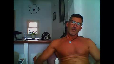 Snapshot of mindthestep chatting on 10/08/25, 03:53 MIND online show from 10/08/25, 03:53