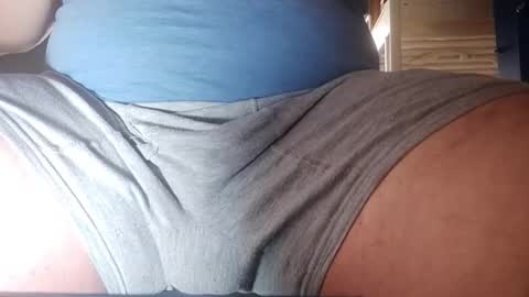 Snapshot of minecraftpickaxe chatting on 11/24/25, 01:55 minecraftpickaxe online show from 11/24/25, 01:55