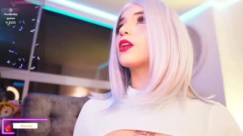 My name is Fer Nice to meet you  give it a thumbs up please its important online show from 09/18/25, 04:36