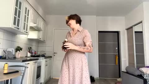 Snapshot of mingjorgenson chatting on 10/03/25, 11:51 Luna Moon online show from 10/03/25, 11:51