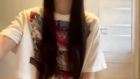 Emilia online show from 09/22/25, 04:58