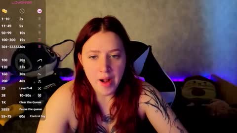 Snapshot of mini_lady2 chatting on 11/13/25, 08:02 Ruby online show from 11/13/25, 08:02