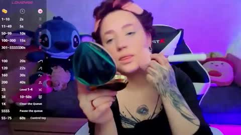 Snapshot of mini_lady2 chatting on 11/27/25, 08:16 Ruby online show from 11/27/25, 08:16