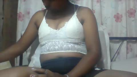 Minie4Tina online show from 12/14/24, 06:35