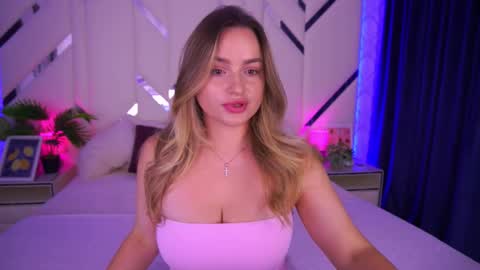 minifox_ online show from 09/29/25, 06:18