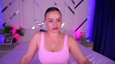 minifox_ online show from 10/05/25, 07:07