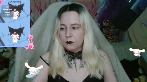minnequeen online show from 09/12/25, 07:08