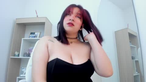 MINNI  online show from 12/27/24, 11:39
