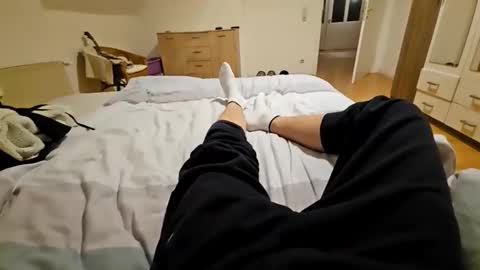 Jesse J. online show from 12/18/25, 07:20