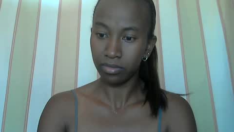 minouch211907 online show from 01/10/25, 07:04