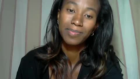 minouch211907 online show from 01/14/25, 02:50