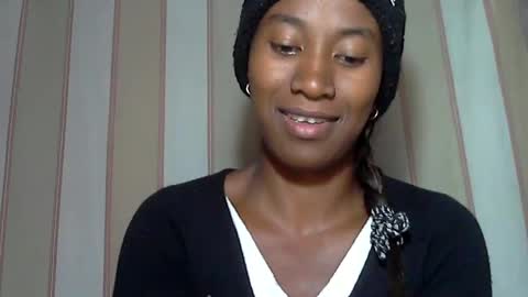 minouch211907 online show from 01/14/25, 02:53