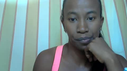 minouch211907 online show from 01/17/25, 07:19