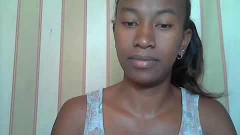 minouch211907 online show from 02/10/25, 04:52