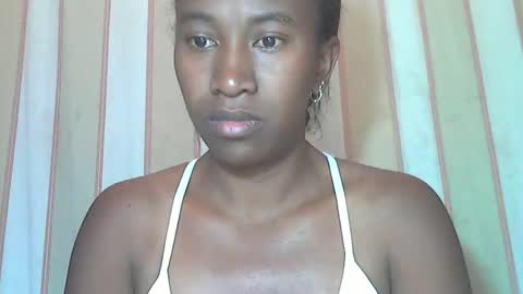 minouch211907 online show from 09/16/25, 09:43