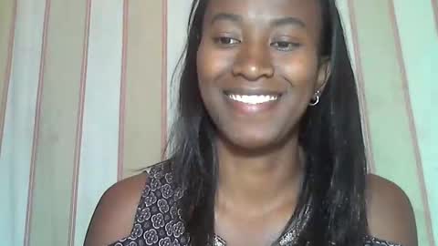 minouch211907 online show from 09/21/25, 06:37