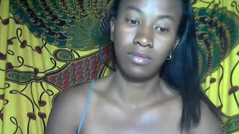 minouch211907 online show from 09/23/25, 02:36