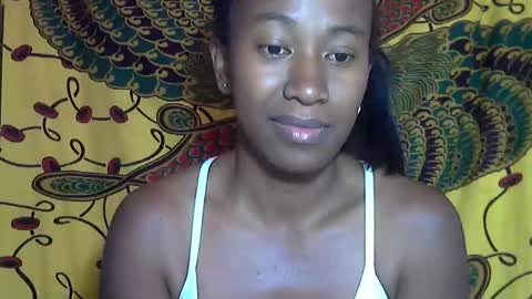 minouch211907 online show from 09/30/25, 10:09