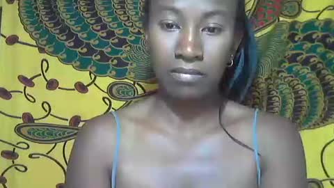 minouch211907 online show from 10/11/25, 08:02