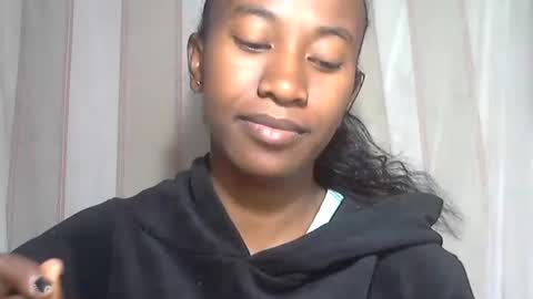 minouch211907 online show from 10/20/25, 02:45