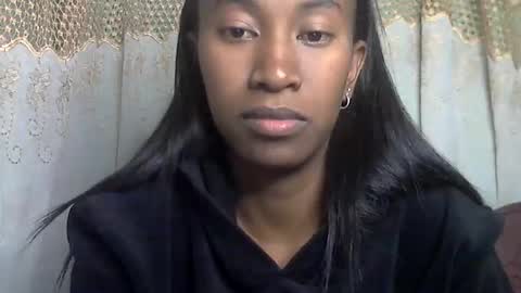 minouch211907 online show from 06/05/26, 07:08