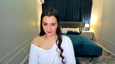 Jessi online show from 09/19/25, 01:12