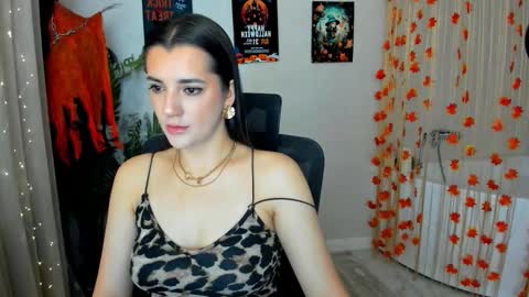 Jessi online show from 10/12/25, 11:42