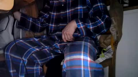 Snapshot of mip05 chatting on 02/12/25, 02:24 mip05 online show from 02/12/25, 02:24