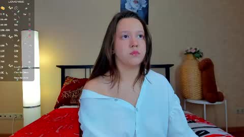 Mira online show from 06/17/26, 02:58