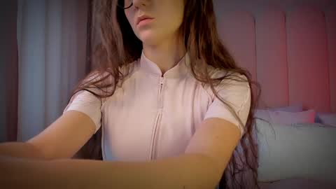 Mira online show from 06/01/26, 08:38