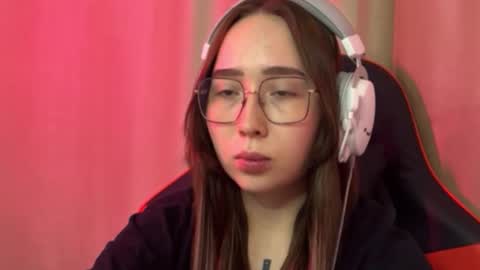 mira_light_ online show from 10/14/25, 03:24