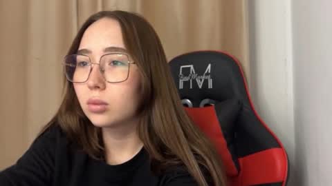 mira_light_ online show from 10/24/25, 03:19