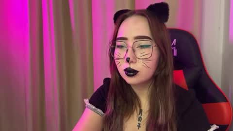 mira_light_ online show from 10/31/25, 03:13