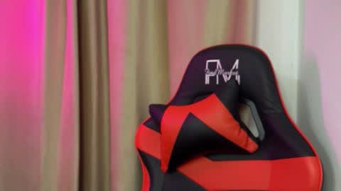 mira_light_ online show from 11/04/25, 04:06