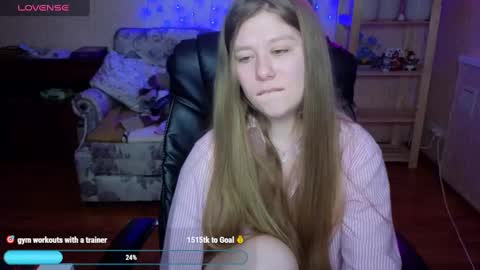 Hello my name Mira  online show from 01/03/25, 09:15