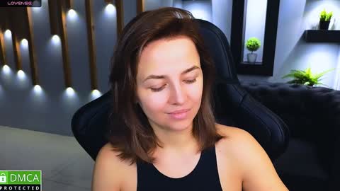 Mira online show from 12/07/24, 01:03