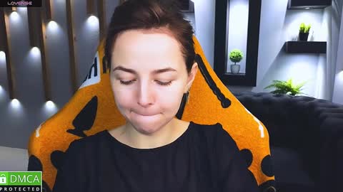 Mira online show from 12/08/24, 01:13