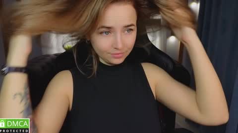 Mira online show from 01/05/25, 01:13