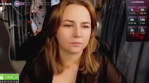 Snapshot of mira_mermayd chatting on 11/05/25, 08:14 Mira online show from 11/05/25, 08:14