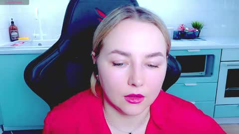 Mira online show from 04/30/26, 02:07