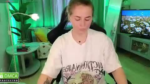 Mira online show from 06/14/26, 02:24