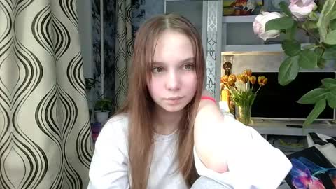 Snapshot of mira_princess chatting on 04/19/26, 06:10 MIRAcle online show from 04/19/26, 06:10