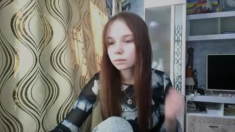 Snapshot of mira_princess chatting on 04/24/26, 09:23 MIRAcle online show from 04/24/26, 09:23