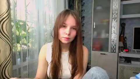 Snapshot of mira_princess chatting on 05/18/26, 02:12 MIRAcle online show from 05/18/26, 02:12