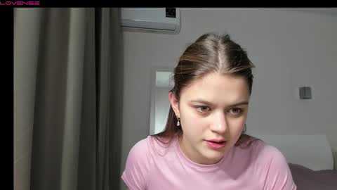 Snapshot of miraa_m chatting on 11/02/25, 07:16 Mira online show from 11/02/25, 07:16