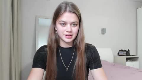 Snapshot of miraa_m chatting on 11/04/25, 08:08 Mira online show from 11/04/25, 08:08